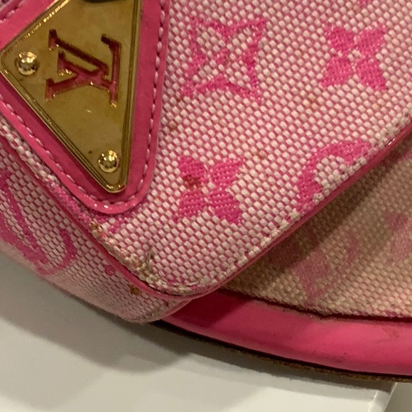 Authentic Louis Vuitton hot pink sandals - Picture 5 of 5